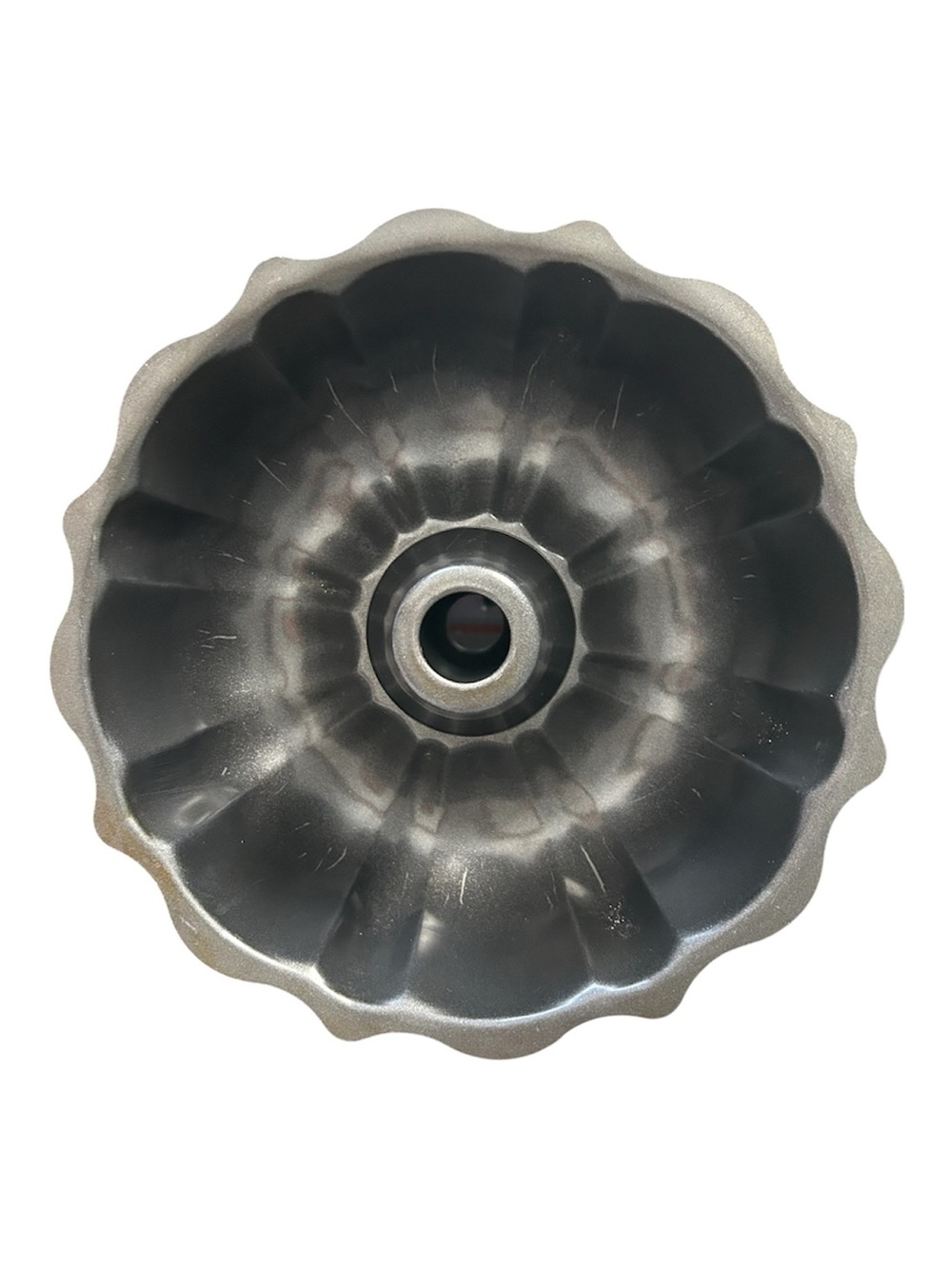 Fluted Bundt Cake Pan - Metallic Gray